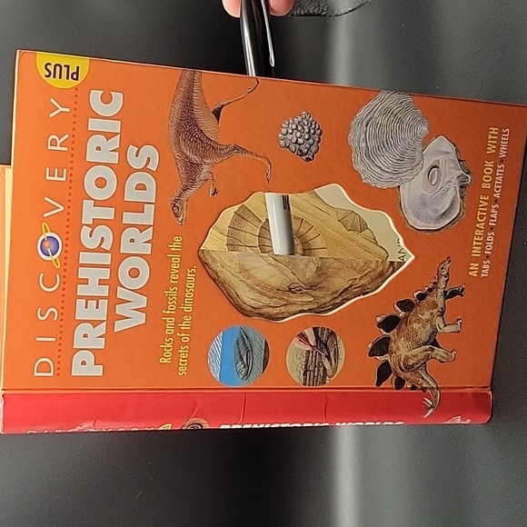 Set of Discovery Plus Children's Books - Picture 11 of 16